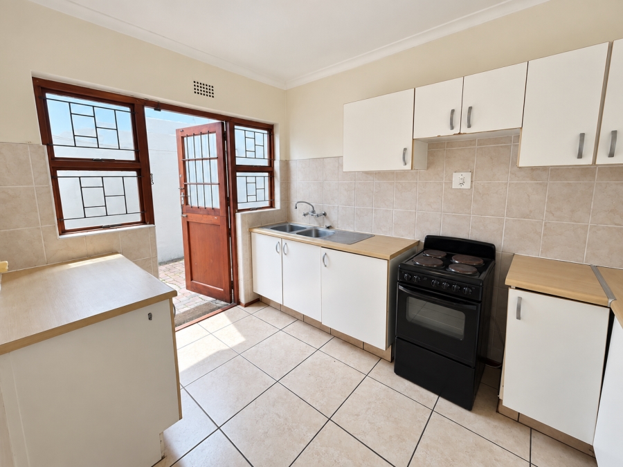 3 Bedroom Property for Sale in Edgemead Western Cape